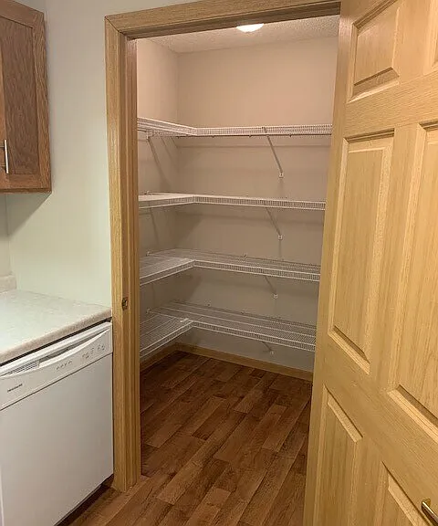 Crown Apartments — Photo 8