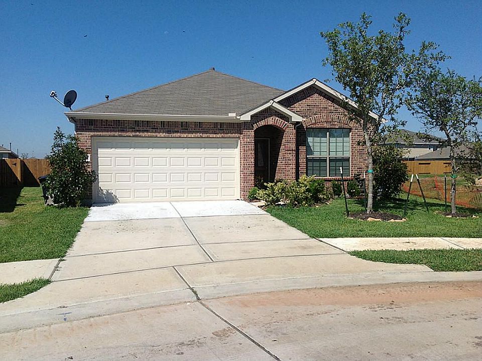 1st image of 5835 Camelia Evergreen Ln