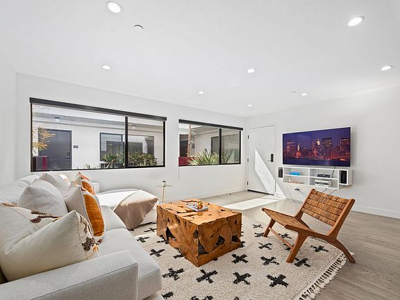 2nd image of 725 N Alfred St #106