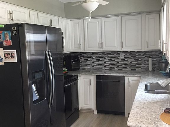 5th image of 41 Dexter Ave