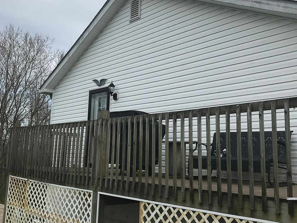 1st image of 211 Willow St