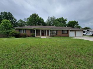 107 Hartwood Dr, Gadsden, AL 35901