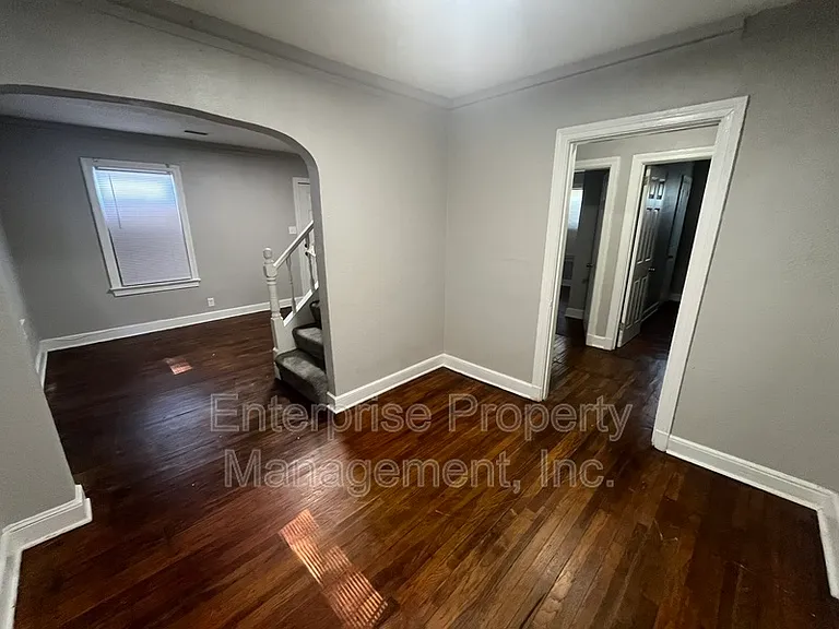 2447 Twain Ave — Photo 6