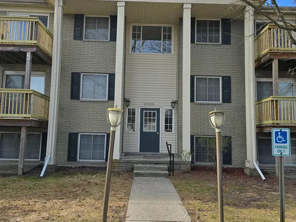 45270 Keding St APT 103, Utica, MI 48317