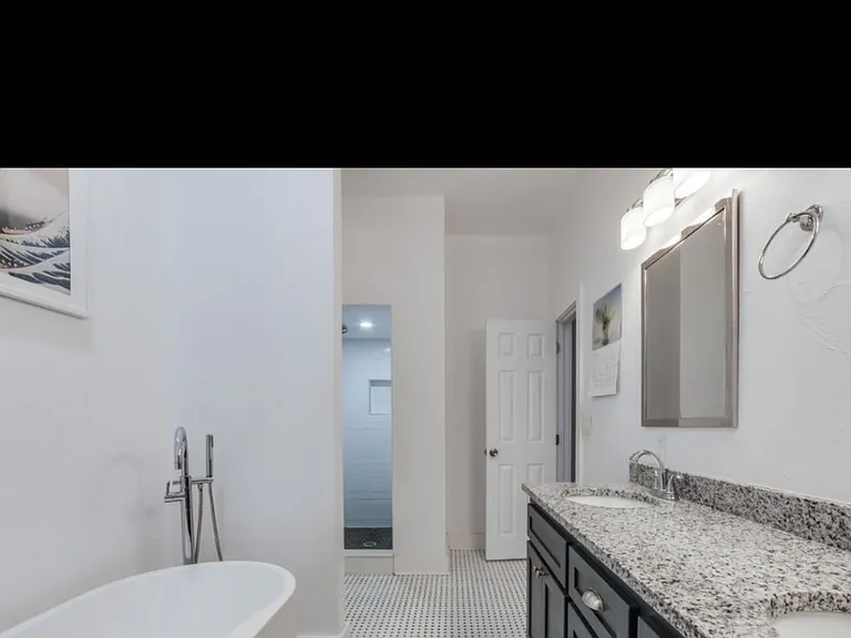 1208 NW 11th St — Photo 38