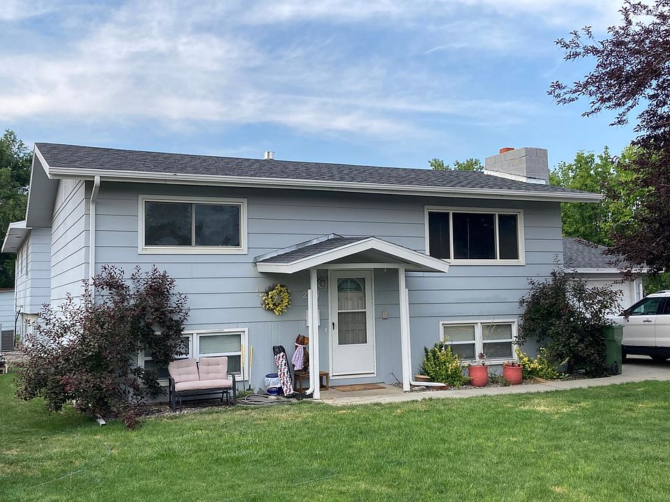 1st image of 2337 Yellowstone Ave