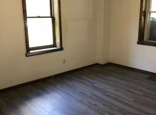 1037 Poplar St, Nelsonville, OH 45764