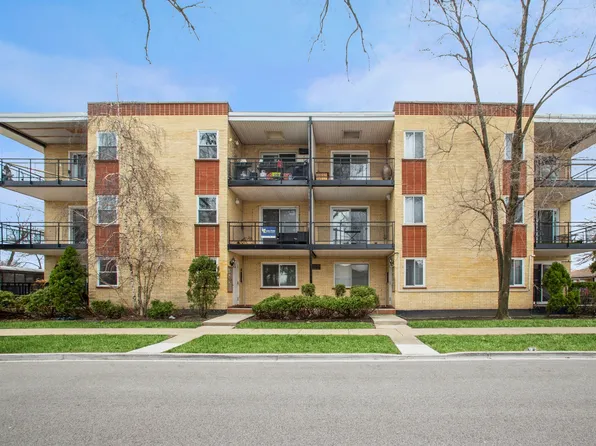 4628 River Rd APT 1D, Schiller Park, IL 60176