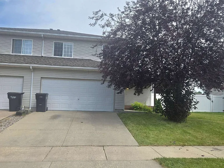 29 Stratford Dr — Photo 15
