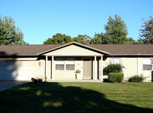402 N Liberty Dr, Albion, IN