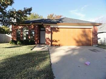 1st image of 6714 Running Creek Dr