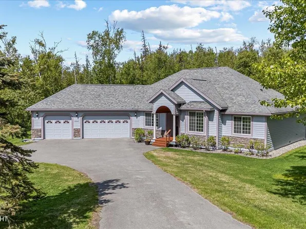 2247 N Filly Cir, Wasilla, AK 99654