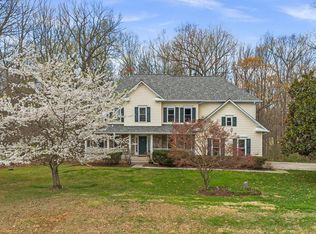 19006 Raines Dr, Derwood, MD 20855
