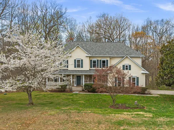 19006 Raines Dr, Derwood, MD 20855