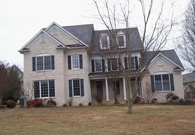 1st image of 206 NW Rothesay Ln