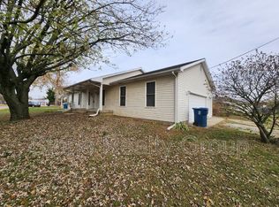 3026 S 8th St, Terre Haute, IN 47802