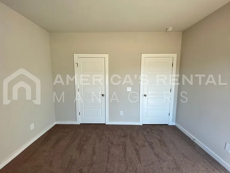 567 Andrew Dr — Photo 11