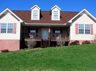 215 Farmway Dr SE, Cleveland, TN 37323