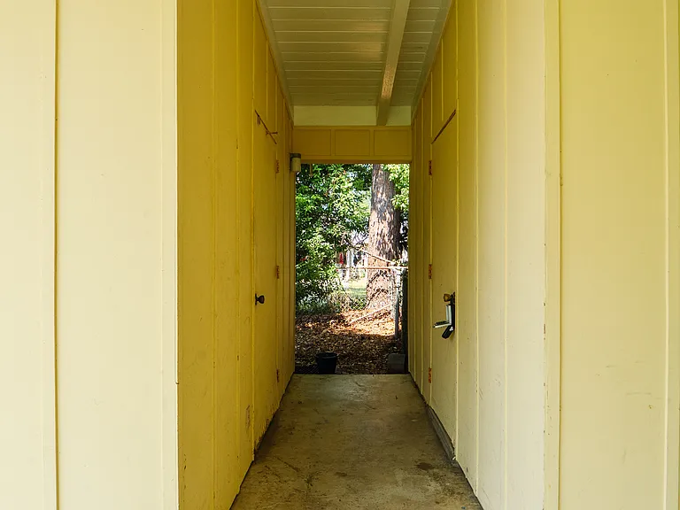 206 Wayne Ave — Photo 6
