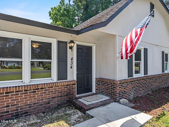 4th image of 434 Kenwood Drive