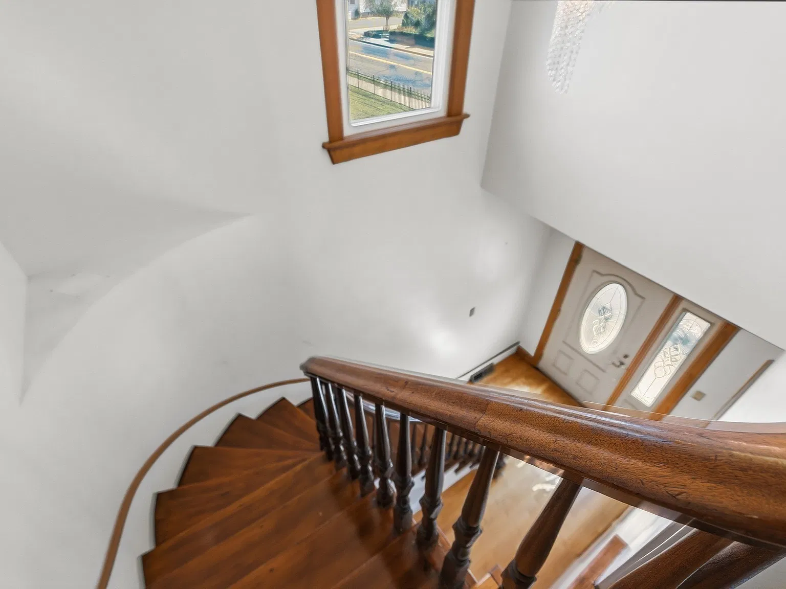 2 bed, 1100 sqft, $2,000 — Photo 4