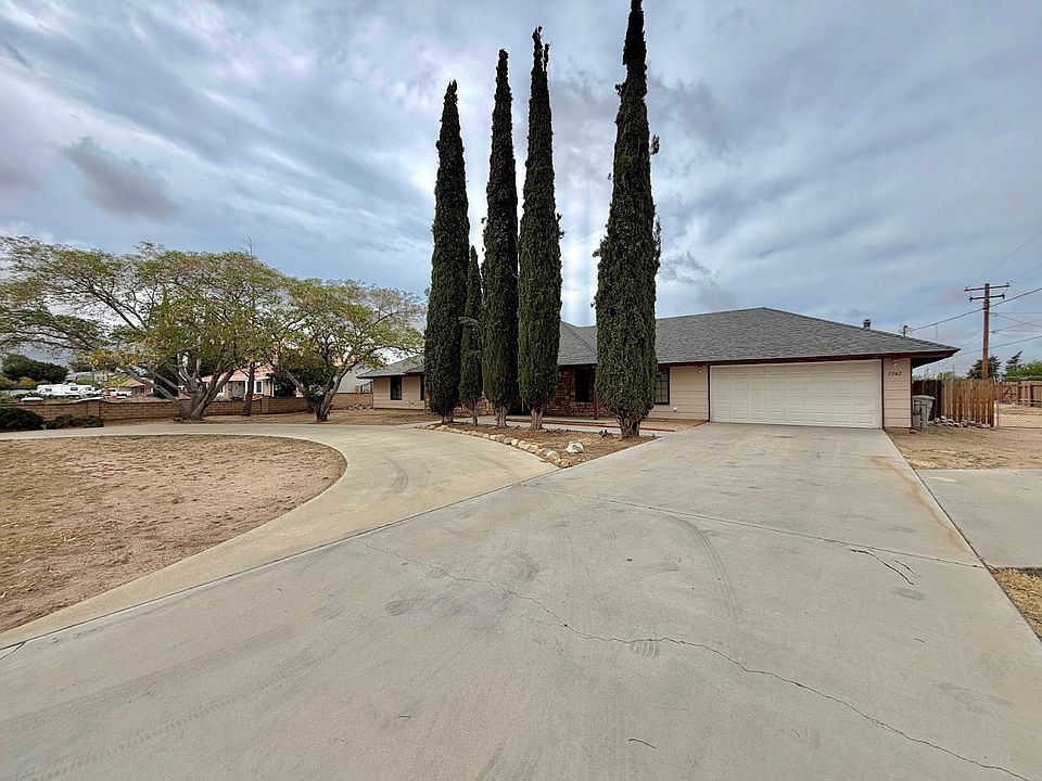 1st image of 7742 Oxford Ave