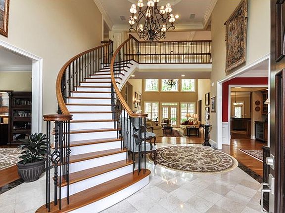 2nd image of 415 Brook Manor Ct