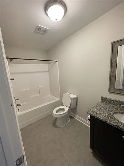 108 Blue St #N — Photo 15