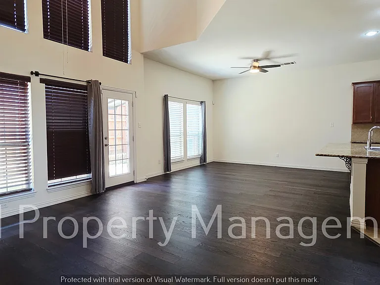3676 Vienna St — Photo 6