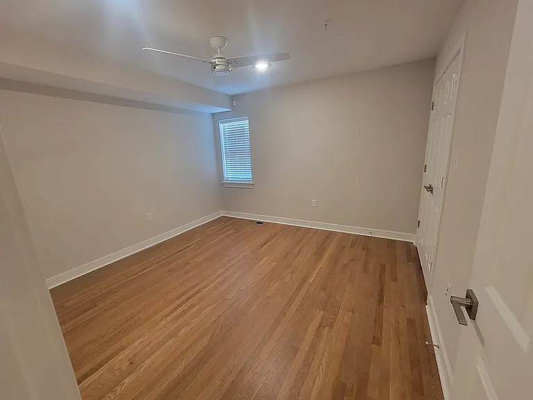 1111 N Thompson St — Photo 4