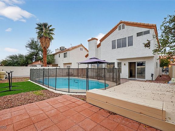 3rd image of 6378 Canyon Dawn Ave