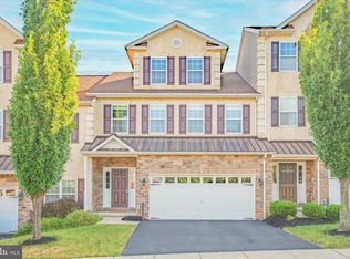 303 Fairfield Cir S, Royersford, PA 19468