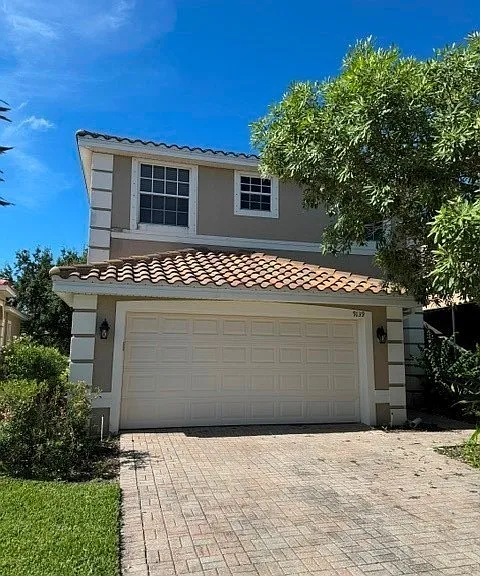 9139 Spring Mountain Way — Photo 1