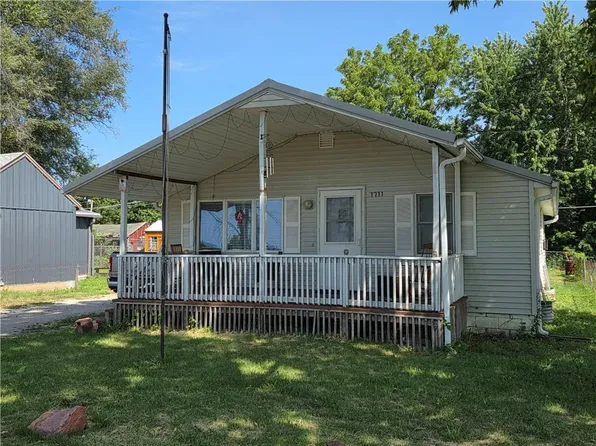 1711 Parkview Ave, Saint Joseph, MO 64504
