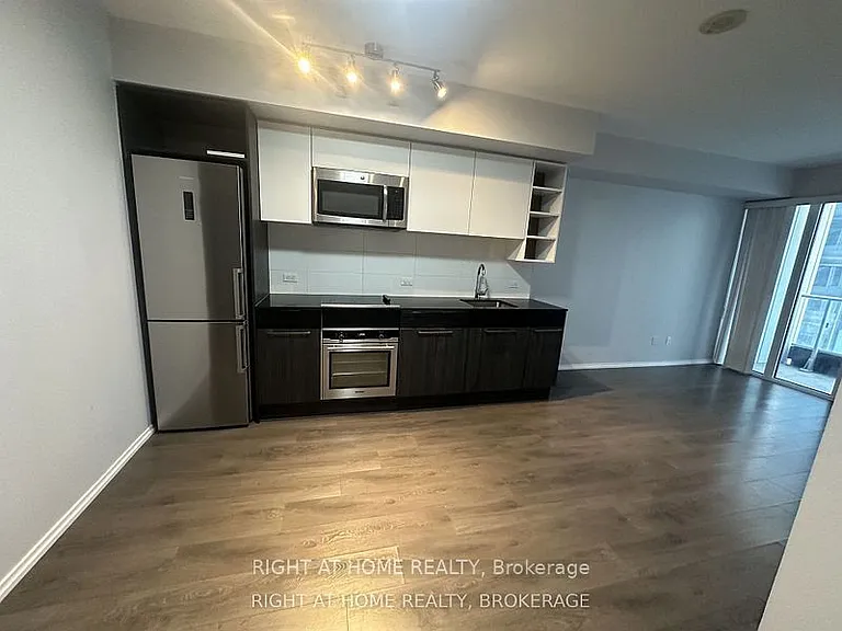 68 Shuter St #1507 — Photo 15