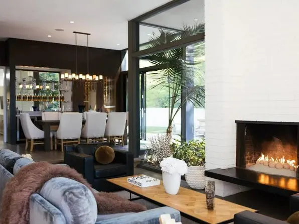 9466 Cherokee Ln, Beverly Hills, CA 90210