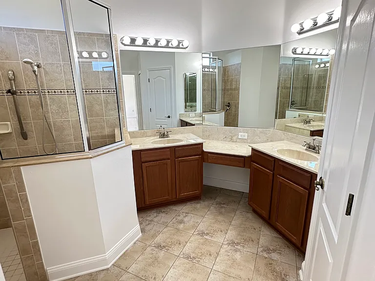 8120 Turkey Hill Ct — Photo 24