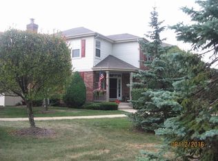 6743 Pine Lake Dr, Tinley Park, IL 60477