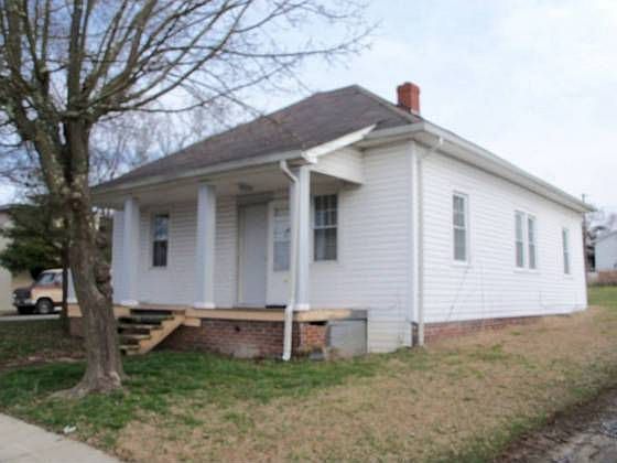 1st image of 318 Tompkins St