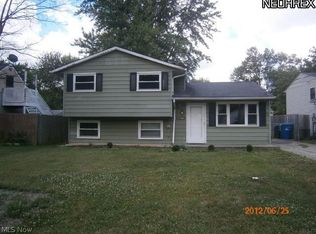 5366 Pleasant St, North Ridgeville, OH 44039
