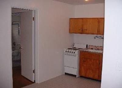 4th image of 1231 Corbett Ave APT 2