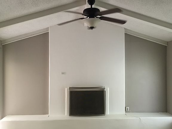 3rd image of 9303 Castlewood Dr