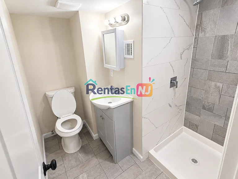 79-83 Tillinghast St #3 — Photo 6