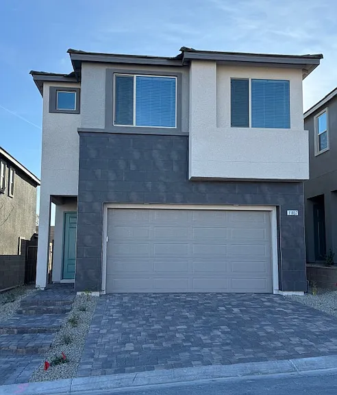 6mo New Home - soaring 10' Ceilings on 1st floor 9' ceilings up - Modern Home - incredible mountain views & gorgeous strip views from front of home - Gated Community!