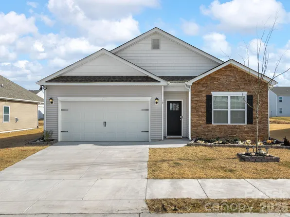 75 Dandelion Rd, Fletcher, NC 28732