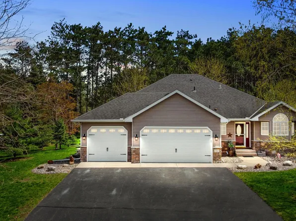 37421 Hearthside Ln, North Branch, MN 55056