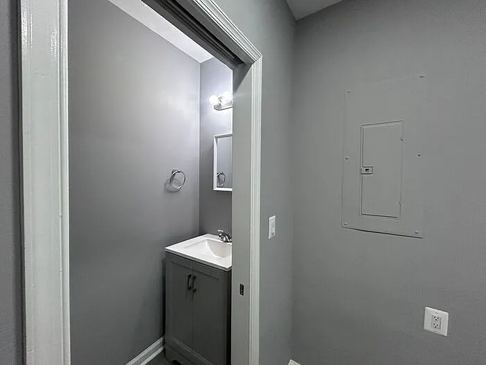 1299 Bayard St — Photo 6