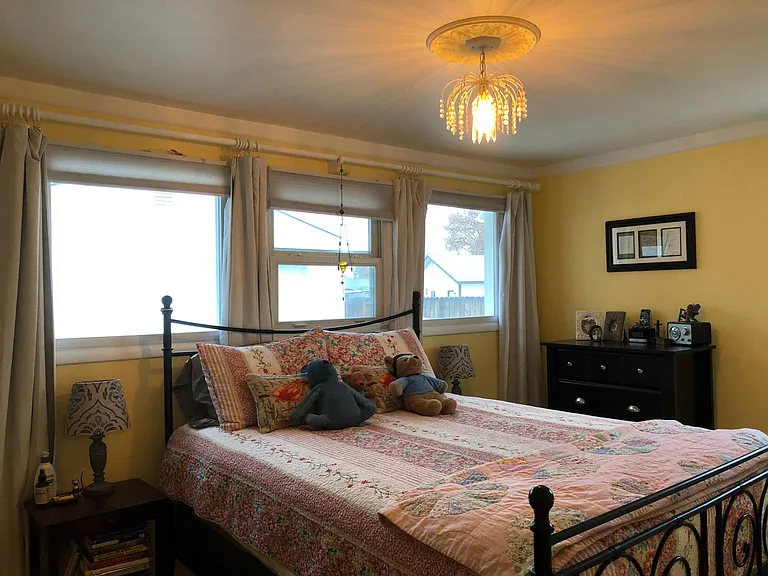 2105 Kuhn St — Photo 5