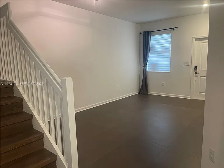 16220 SW 288th Ter — Photo 3