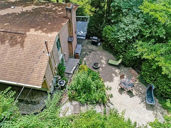 4th image of 5561 Lotusdale Dr